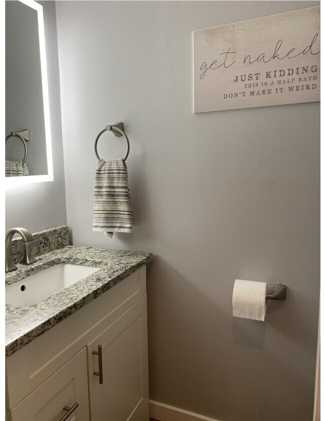 Photo - 3654 Kenbrooke Ct Unit 3654 Kenbrooke