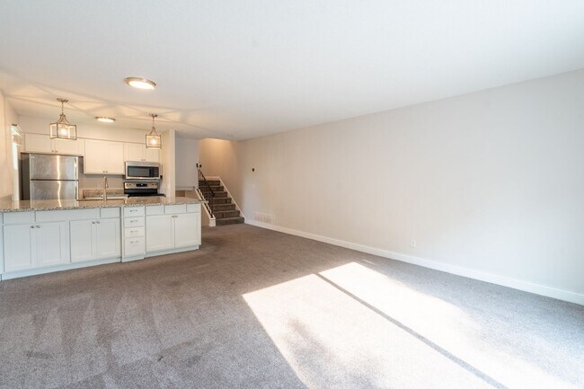 Photo - 3613-3615 Rhode Island Ave South Unidad 3615