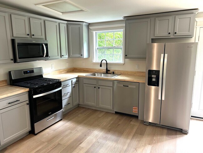 Photo - *** Coming Soon – Rare Downtown Corydon Rental! ***