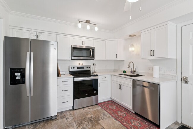 Photo - 111 Thompson Cove Rd