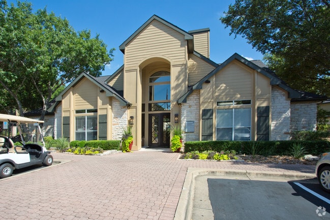 Building Photo - Camden Huntingdon Rental