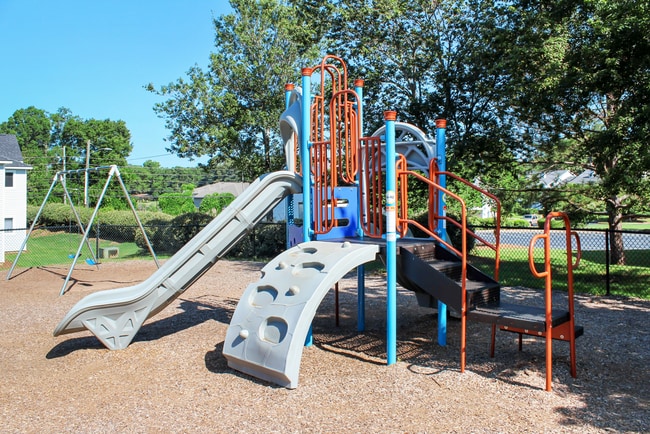 Photo - Lee's Crossing Apartment Homes