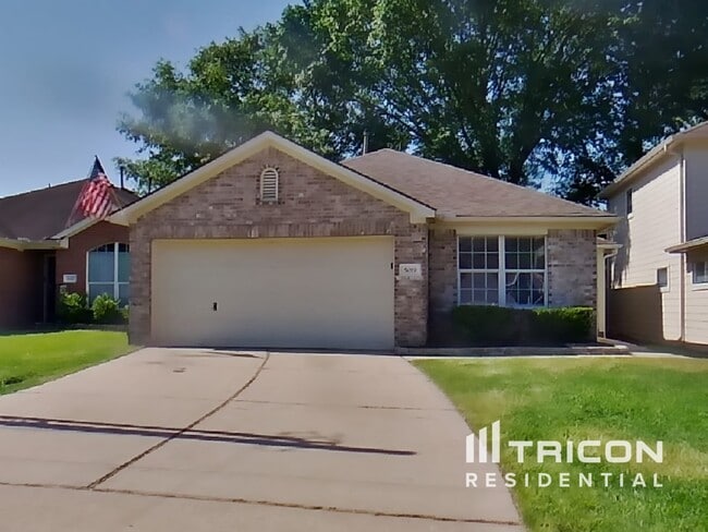 Photo - 5019 Willow Point Dr House