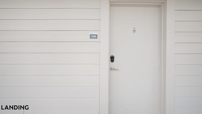 Photo - 1801 Meridian St Unidad 129