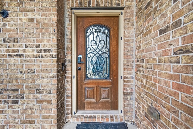 Photo - 5519 Jay Thrush Dr