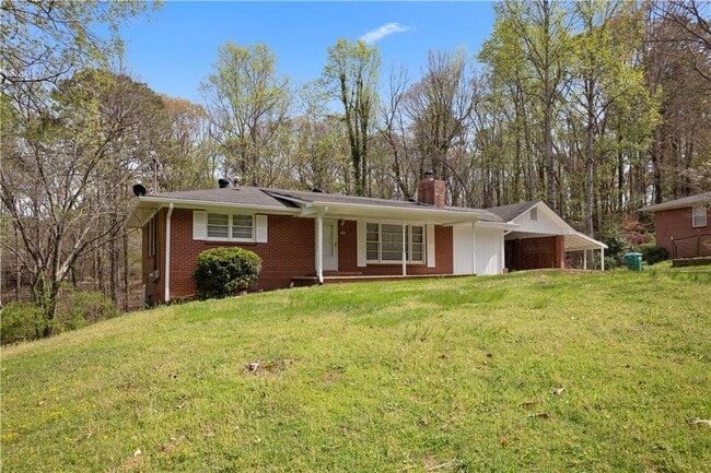 Photo - 430 Haynes Rd