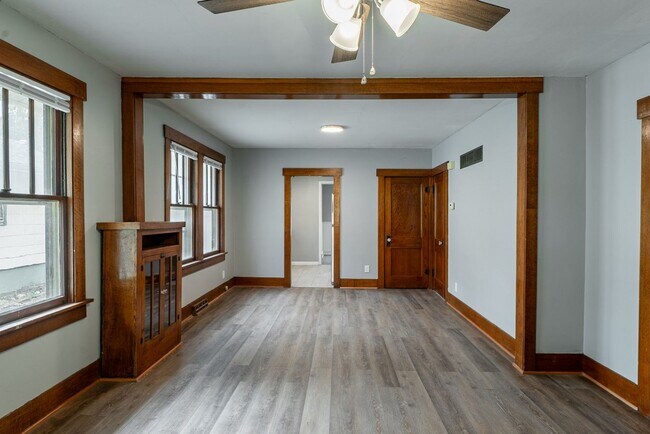 Photo - 2215 SW Hazelton Ct