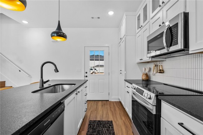 Photo - 913 S Wichita Ave