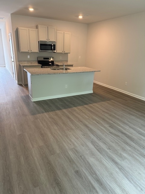 Photo - 144 Village Green Dr