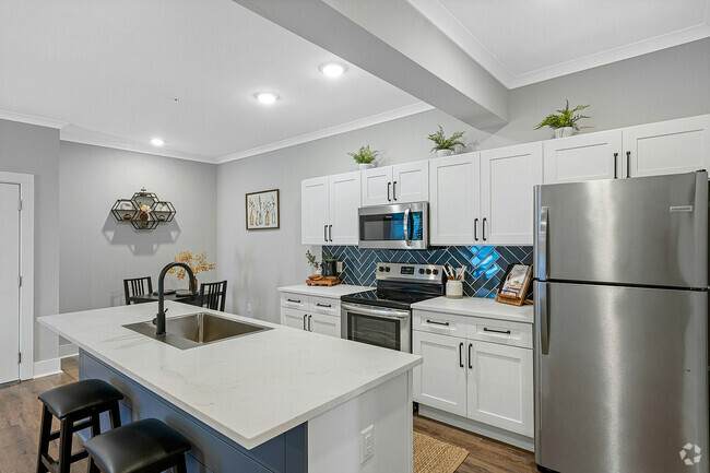 Building Photo - Pointe Grand Plant City Rental