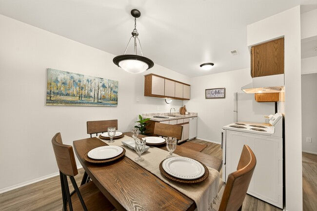 Contemporary Dining Room at Eastwood Village Apartments in Clinton Township, MI.