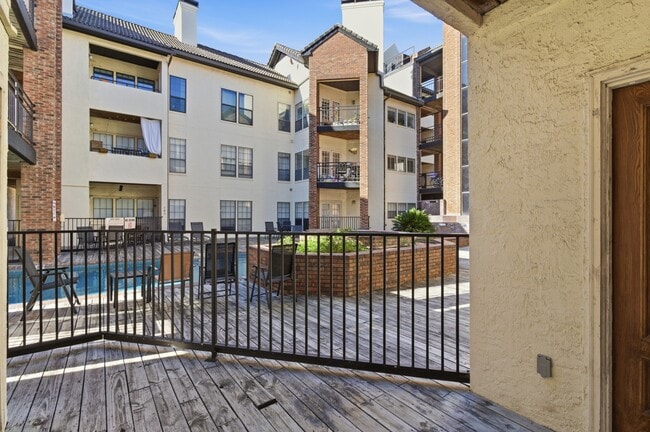 Photo - 3001 Cedar St