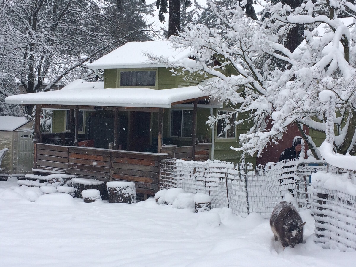 Photo - 5535 NE Prescott St Unit B