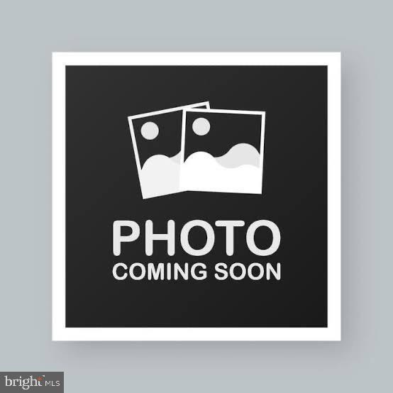 Building Photo - 8501 Enochs Dr