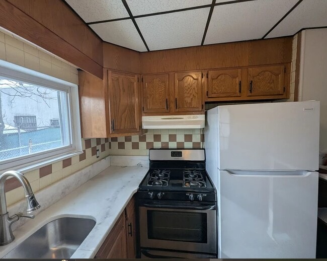 Photo - 5111 Worth St