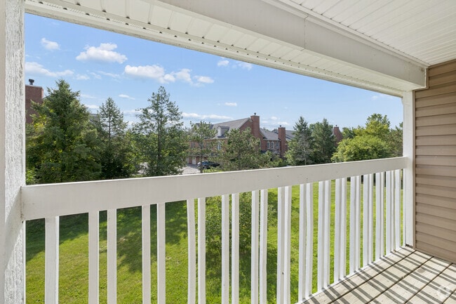 The Glen - 2BR, 2BA - 1,143SF - Balcony