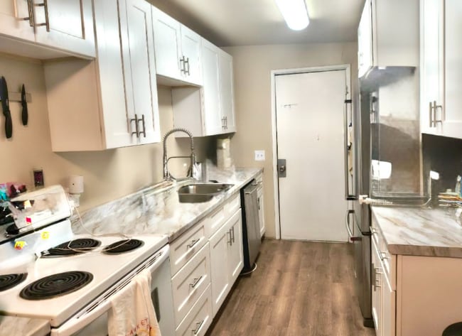 Photo - 2897 S 3050 W