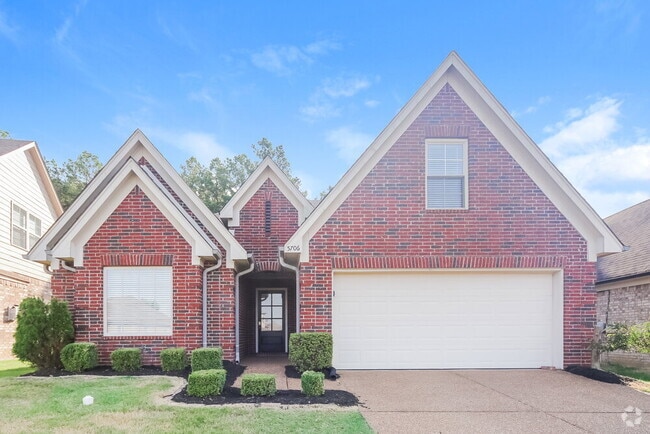 Building Photo - 5706 Bedford Loop W Rental