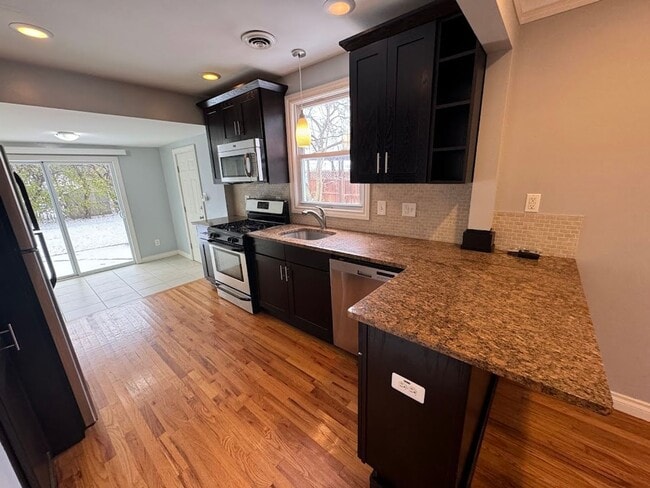 Photo - Updated Downtown Berkley ranch