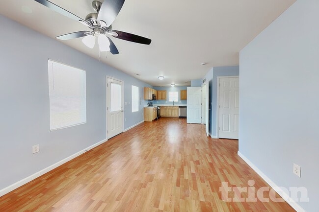 Photo - 18011 Lynn Ln