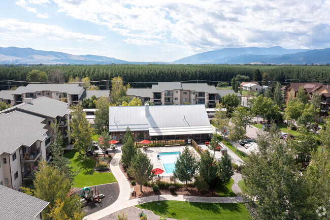 Building Photo - Mullan Reserve Apartments