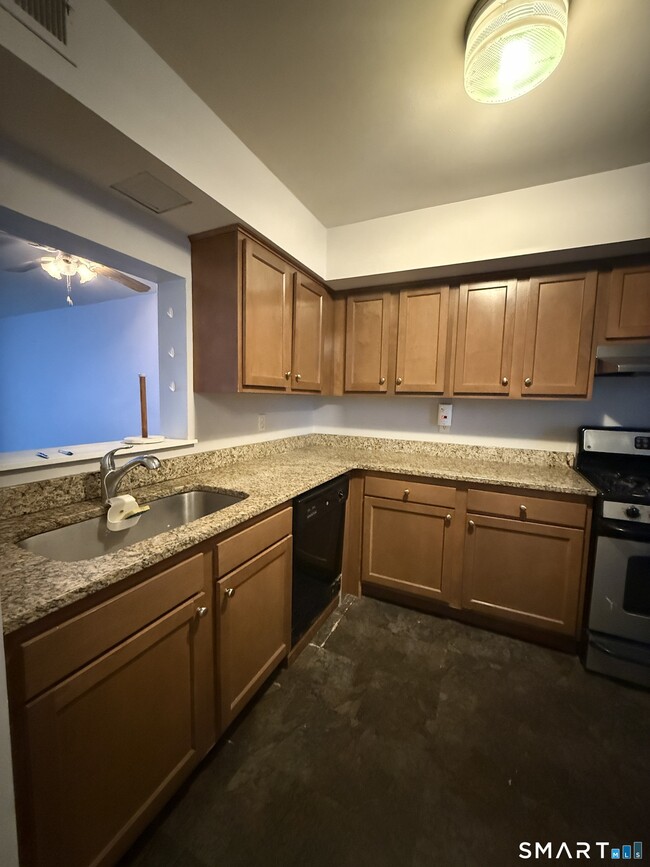 Photo - 10 Talcott Forest Rd Unit I