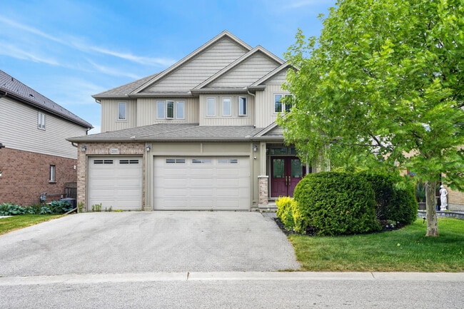 Photo - BYRON * 4 Bedroom Executive Whole Home Rental  *Garage * Yard * Main floor office!
