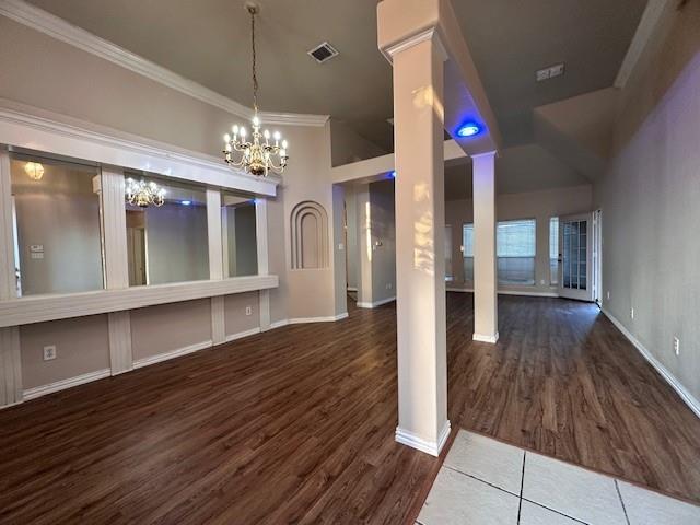 Photo - 200 Hawthorne Dr