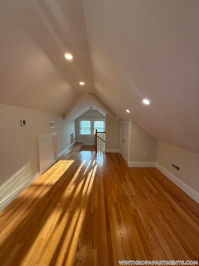 Building Photo - 70 Cottage Park Rd Rental