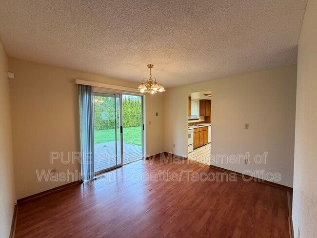 Photo - 9017 Wildwood Ave SW