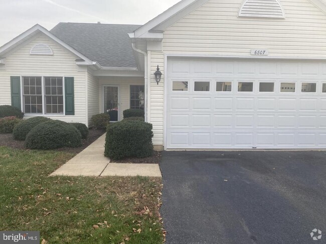 Building Photo - 6807 Winthrop Ct Rental