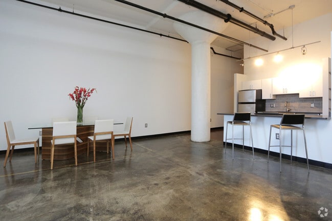dining area_Studio, 1BA - 1,729 SF - Telephone Factory Lofts