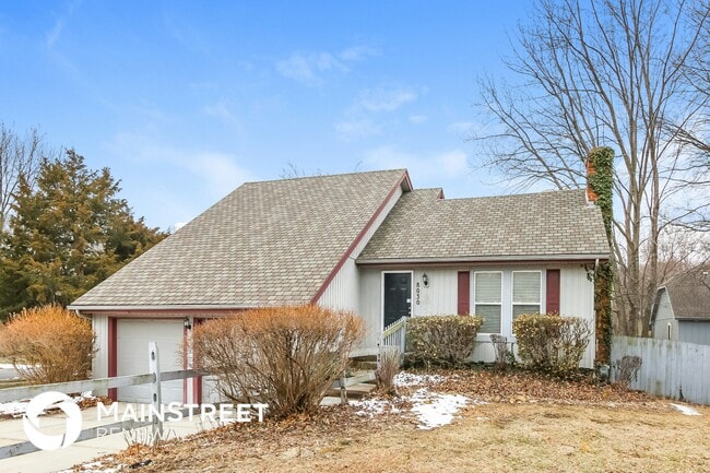 Photo - 8030 Widmer Rd