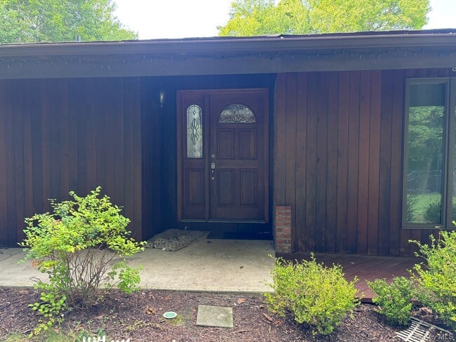 43 Tephanic Ave