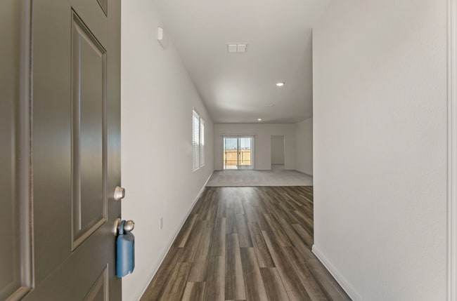 Photo - Amazing home ready to move in!