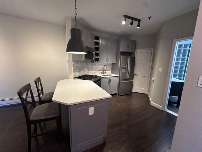 Photo - 75 Garden St Condo Unit 6