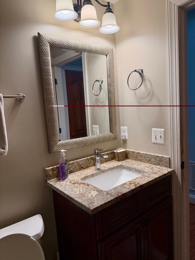 2445 S Kenwood St Unit Fully furnished private ground-level suite