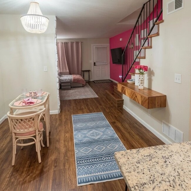 Photo - 10557 W Dartmouth Ave