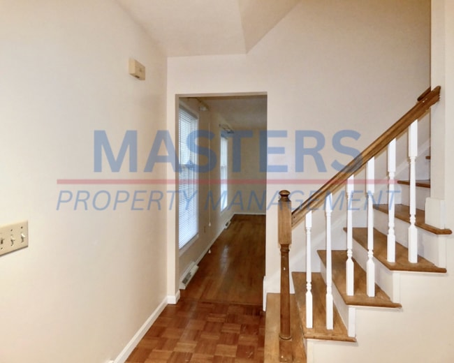 Photo - 532 Dussel Dr