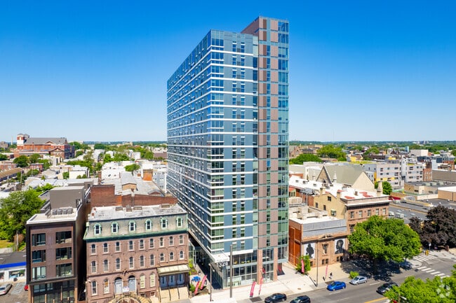 The Nest at 1324, Luxury Student Housing