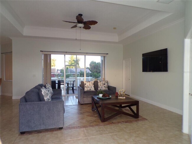 Photo - 309 Skylark Ln NW
