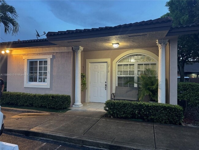 Building Photo - 13712 SW 169th Ln Rental