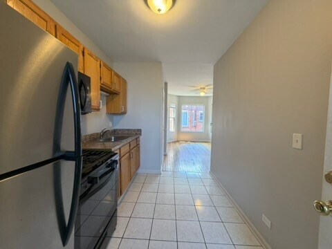 Photo - 1338.5 W Argyle St Unit 3N