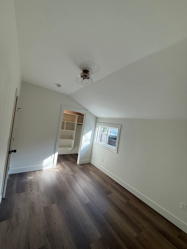 Bedroom 1 - 1539 Villard St