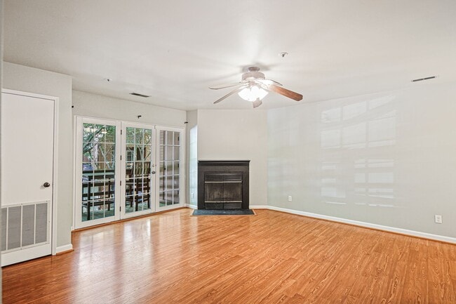 Photo - Heatherfield Condo Association - Columbia