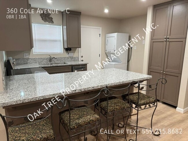 Photo - 360 Cole Ave