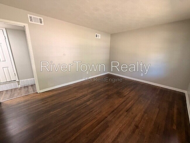 Photo - 2884 Spring Hill Dr