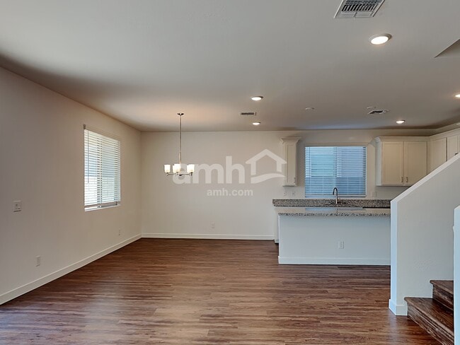 Photo - 4308 S 105th Dr