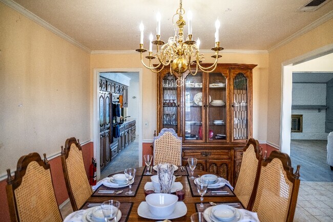 Photo - 3706 Bishop Hill Dr