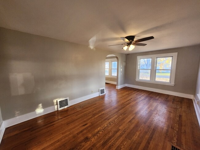 Photo - 803 Church St